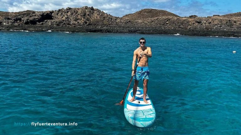 Diviértete realizando Standup Paddle Surf en la Isla de Lobos