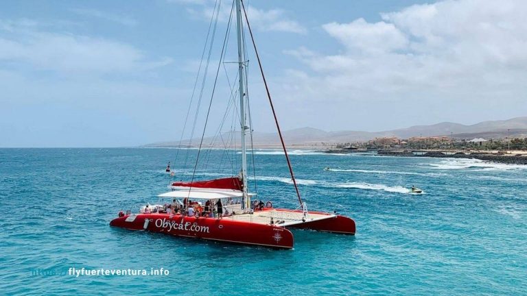 Descubre Oby Catamarán: Tu Puerta a la Aventura en Corralejo